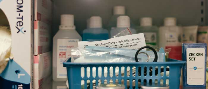 Erste-Hilfe-Material