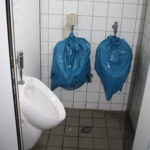 Wir müssen mal : Schultoilette