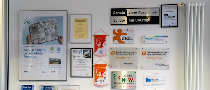 Urkunden der Achtenbeckschule